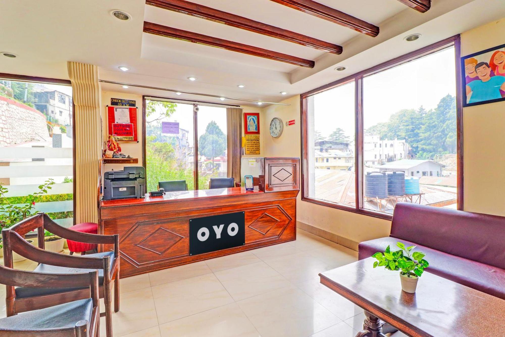 首都o 3639先锋酒店 穆索里 外观 照片