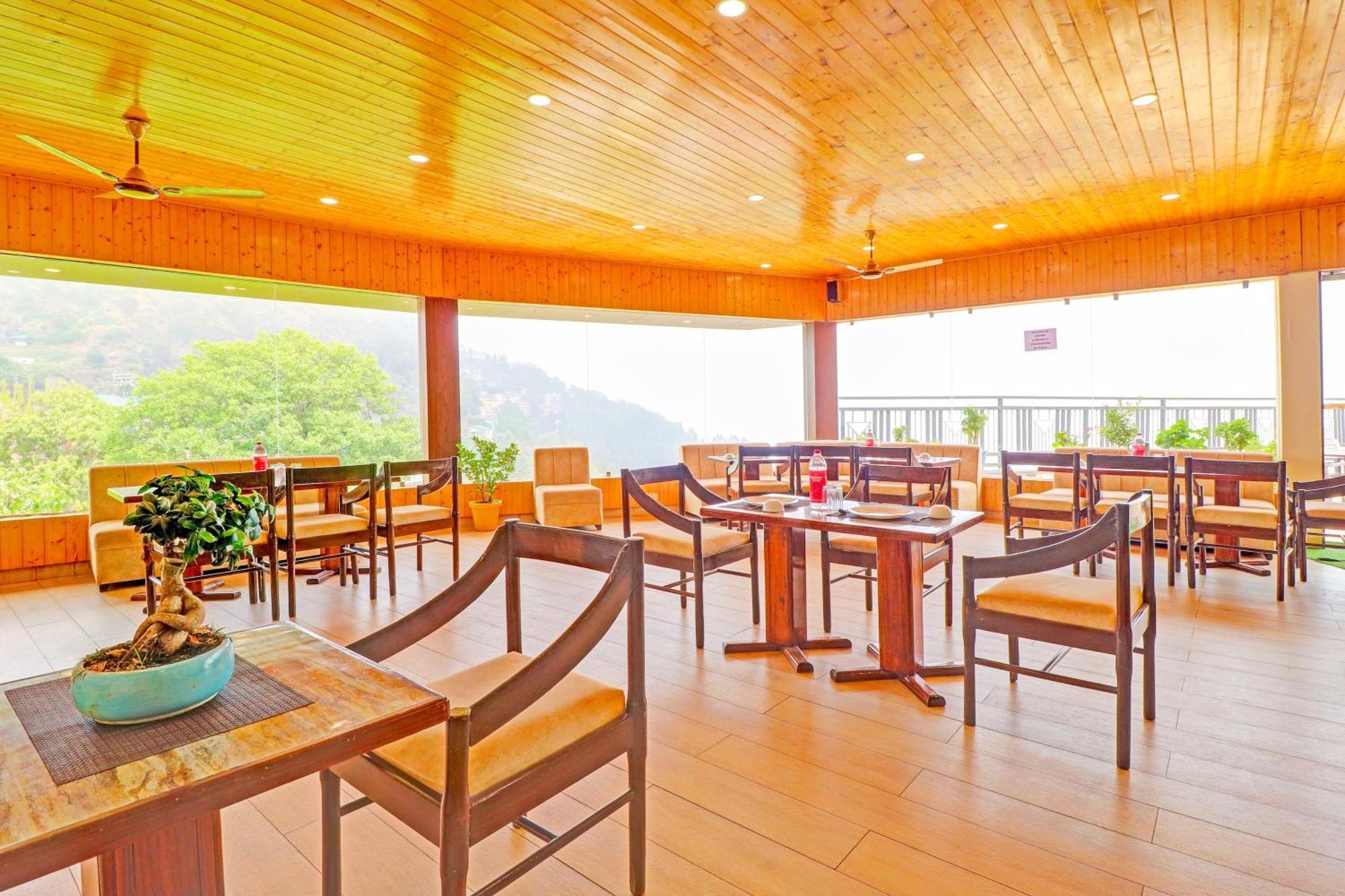 首都o 3639先锋酒店 穆索里 外观 照片